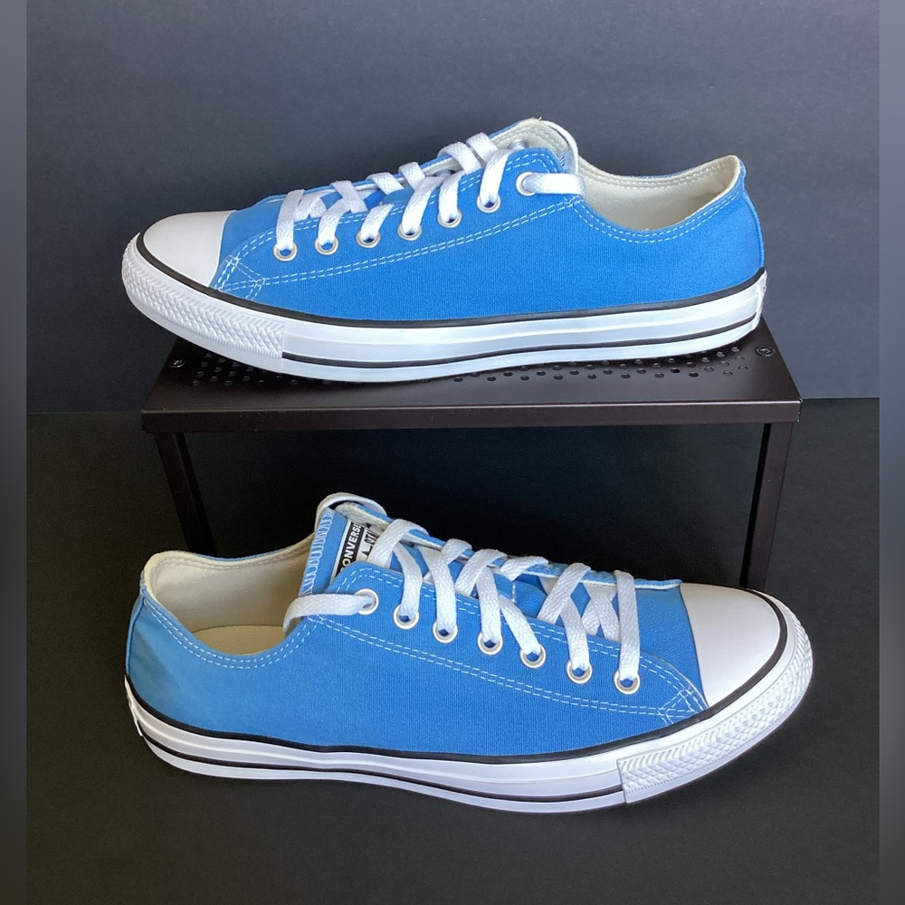 Converse Chuck Taylor All Star Low ‘Coast’ Blue  Men’s 10 / Women’s 12